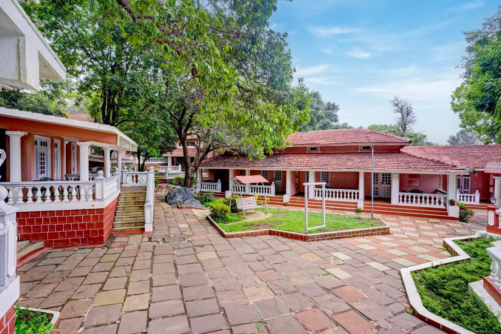 The Byke Heritage Resort - Matheran Exterior photo